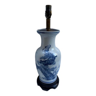 Blue and White Chinese Porcelain Vase Lamp For Sale