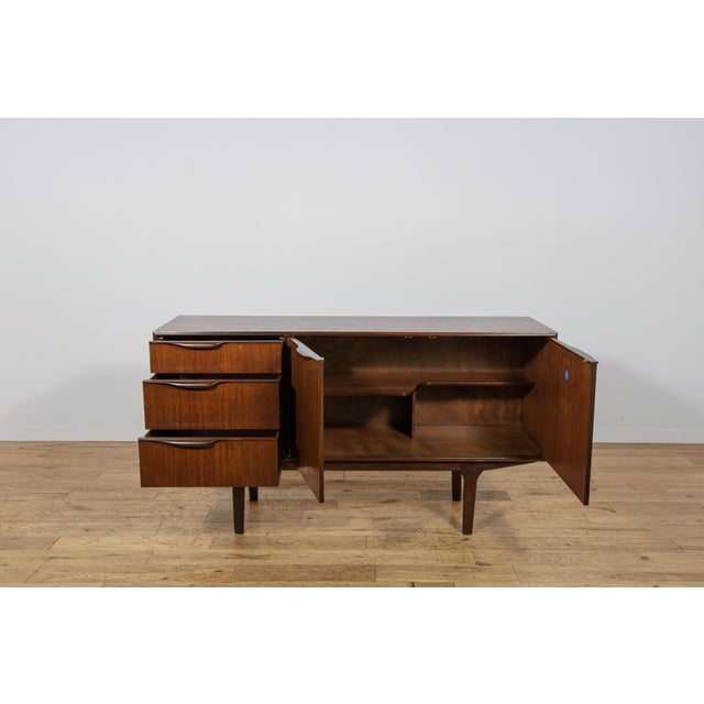 Brown Mid-Century Modern Teak Sideboard from McIntosh, 1960s For Sale - Image 8 of 18