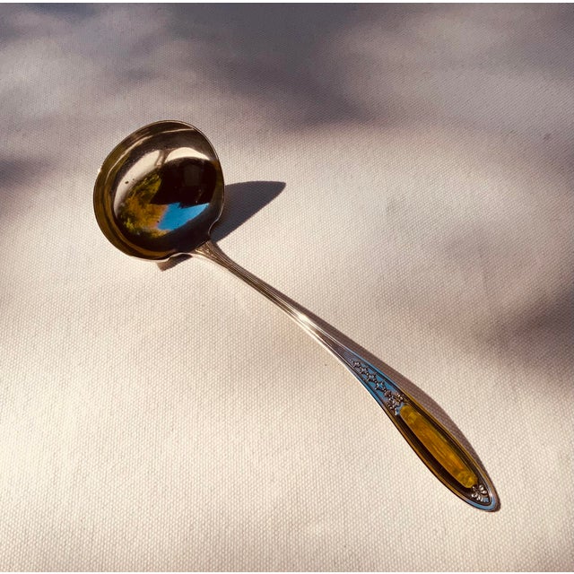 Neoclassical 1910s Neoclassical Silverplate Gravy Ladle Sauce Ladle Bellflower Handle For Sale - Image 3 of 11