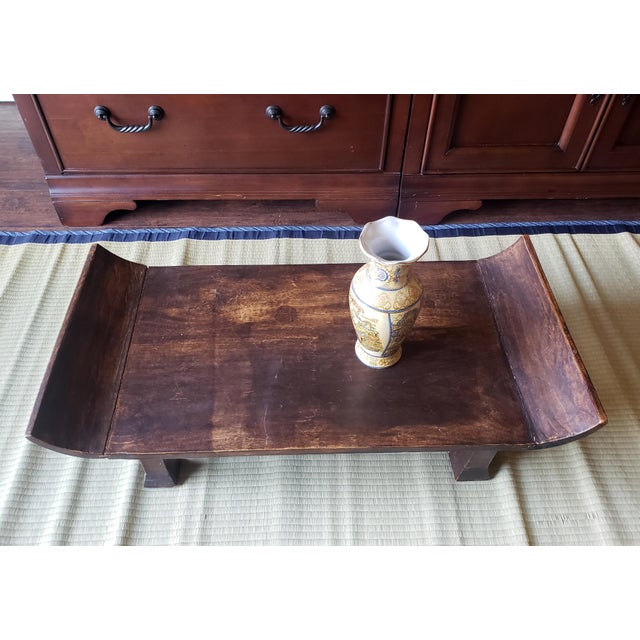 19th C. Chinese Elm Kang Table With Everted Ends, Low Wabi Sabi Riser For Sale In Los Angeles - Image 6 of 9