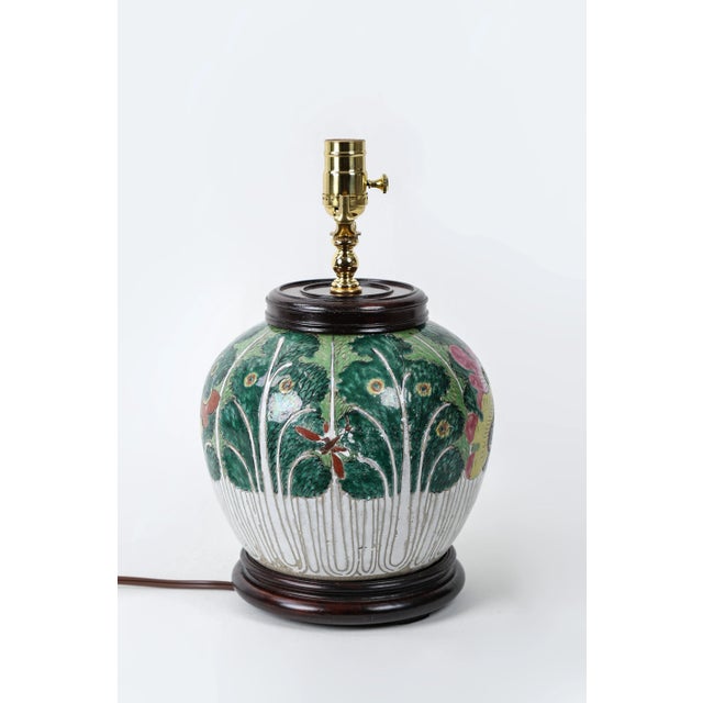 19th Century Chinese Traditional Melon-Shaped Cabbage Design Jar Lamp For Sale In New York - Image 6 of 12