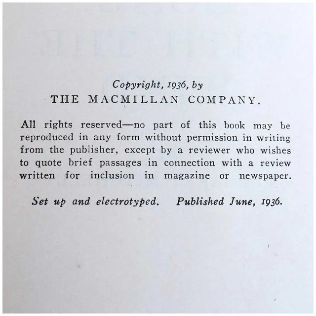 Paper Vintage Book: Gone with the Wind by Margaret Mitchell, Second Printing For Sale - Image 7 of 10