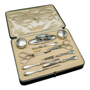 1910's Antique Dandy's Travelling Valet Set