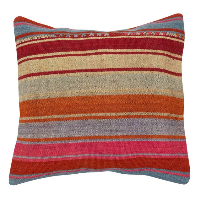 Bring history and warmth into your home with this vintage handmade Turkish wool cushion cover set. This pair of cushion...