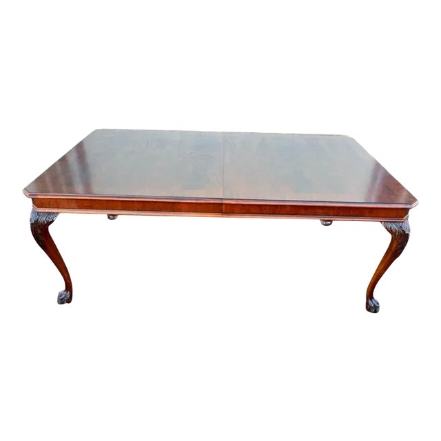 Late 20th Century Henredon Furniture Chippendale Style Flame Mahogany Extension Dining Table With 2 Leaves For Sale