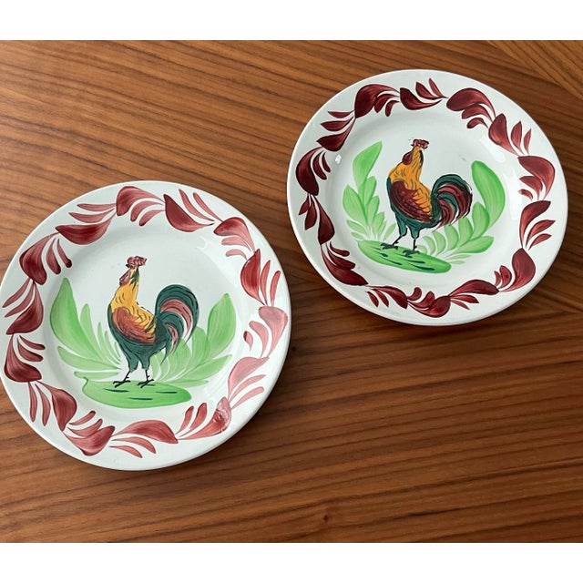 French 1930s French Hand-Painted Terre De Fer Rooster Plates-a Pair For Sale - Image 3 of 7