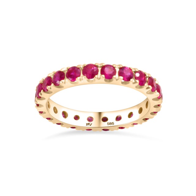Ruby Red 14k Gold Round Ruby Eternity Band Stacking Ring Size 5.5 For Sale - Image 8 of 12