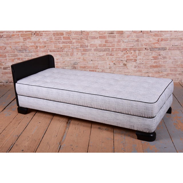 Textile Art Deco Chaise Lounge in Oak and Spruce, Czech, 1930s For Sale - Image 7 of 14