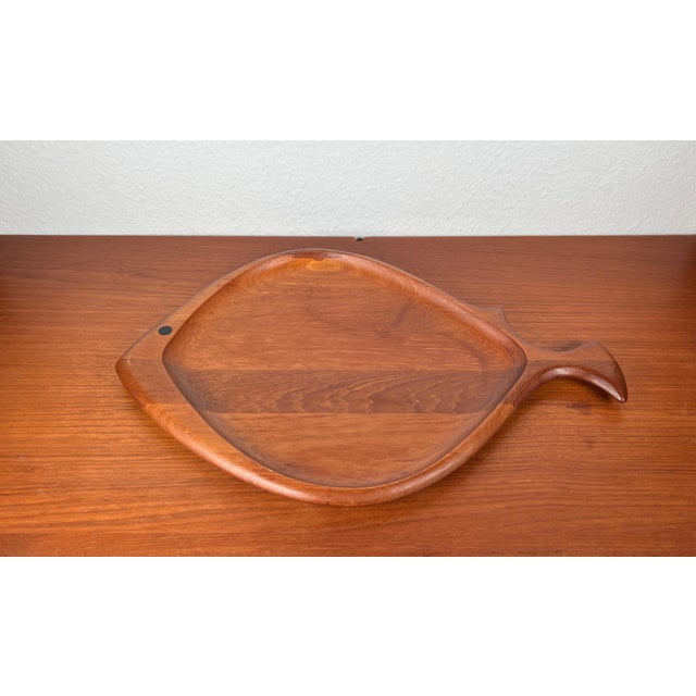 Brown Mid-Century Modern Danish Fish Shaped Teak Plate Bowl from Digsmed, 1960s For Sale - Image 8 of 18