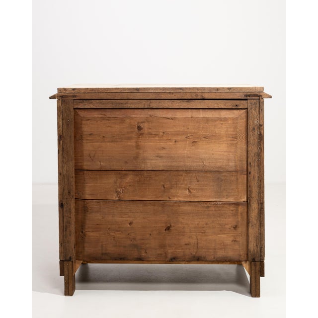 Wood 19th Century Oak Chest Of Drawers For Sale - Image 7 of 10