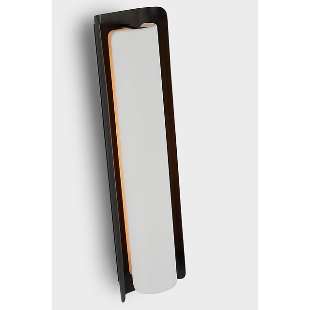 Modern Windsor Smith for Visual Comfort Signature Penumbra 21" Sconce in Bronze and White For Sale - Image 3 of 8