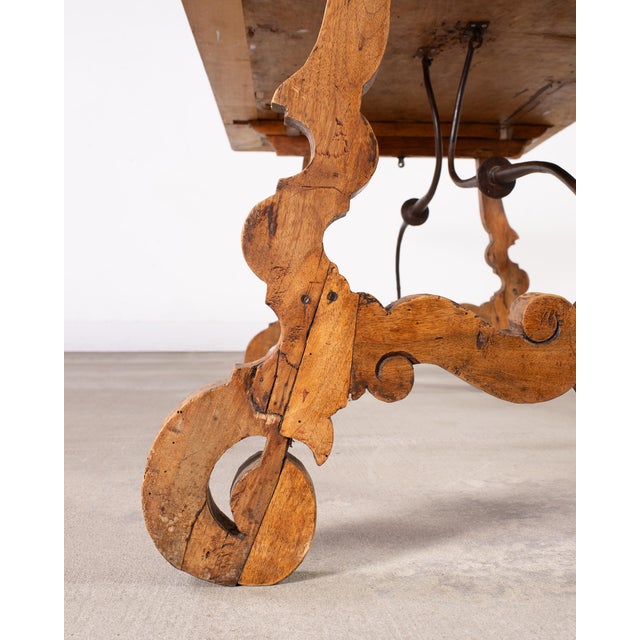 18th Century Spanish Baroque Walnut Dining Library Table For Sale - Image 14 of 18