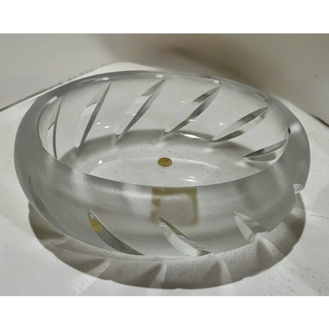 Art Deco Lalique France Yseult Frosted Crystal Bowl – Signed Vintage For Sale - Image 3 of 6