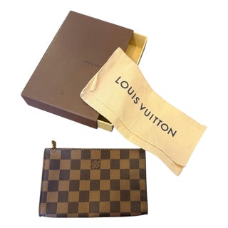 A Vintage 1998 Full Set Louis Vuitton Brown Damier Bucket Companion Pouch For Sale