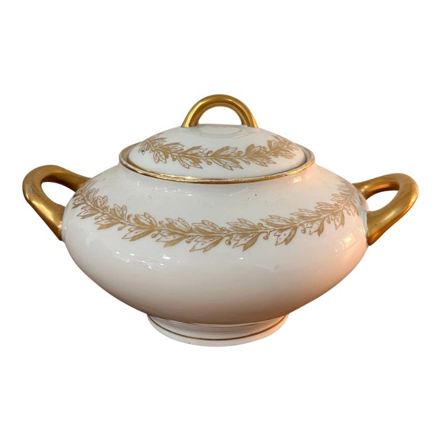 Mid 20th Century Limoges France G.D.&Cie Avenir Gold Gilt Lidded Sugar For Sale