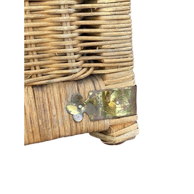 Vintage Mid-Century Asian Style Wicker and Brass Blanket Chest For Sale - Image 4 of 11