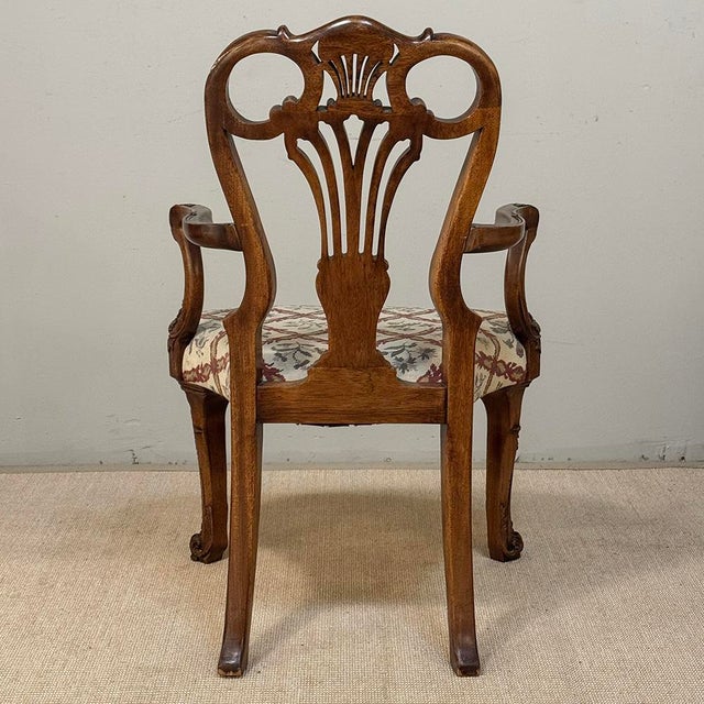 19th Century English Chippendale Style Carved Walnut Armchair For Sale - Image 15 of 18