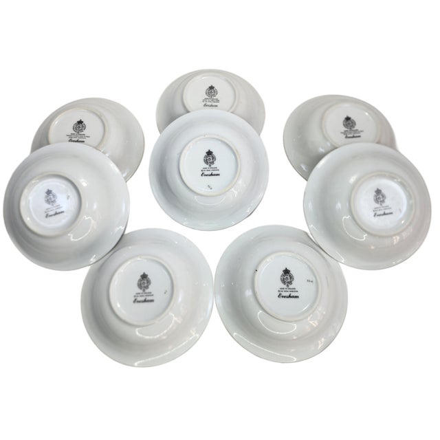 Royal Worcester 1960s Royal Worcester Evesham Gold – 32-Piece Dinnerware Set – England For Sale - Image 4 of 12