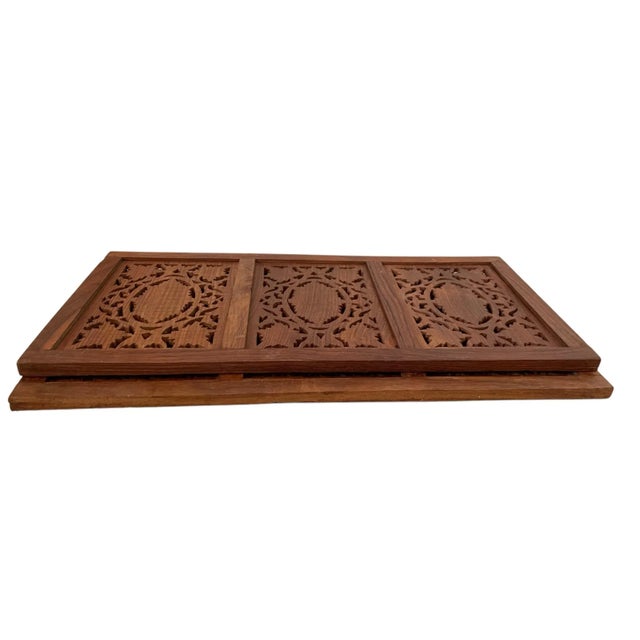 Enhance your space with a touch of nature's artistry. This Vintage Hand-Carved Wooden Wall Hanging Plaque boasts a rich,...