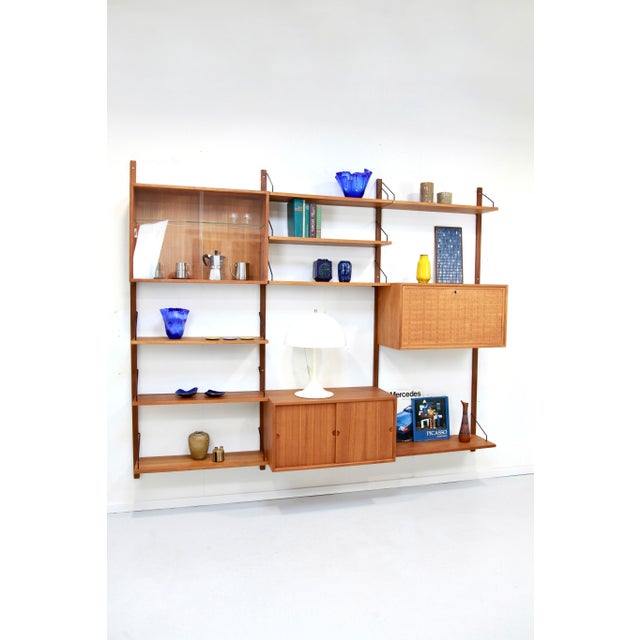 Royal System Shelving System in Teak from Poul Cadovius, 1960s, Set of 15 For Sale - Image 4 of 18