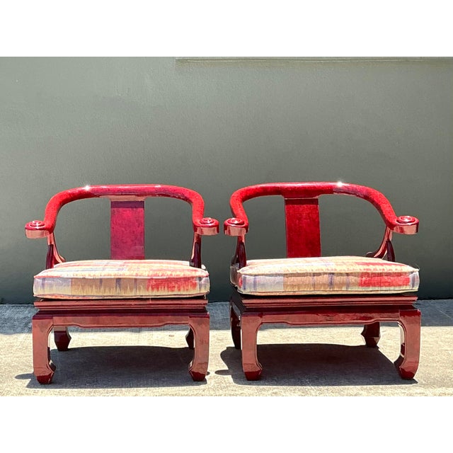 Mid-Century Modern Vintage Candy Apple Lacquer Horseshoe Chairs After James Mont - A Pair For Sale - Image 3 of 12