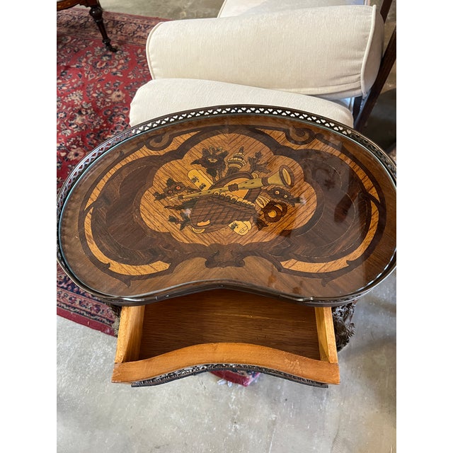 Mid 20th Century Set of 2 Antique Italian Inlaid Kidney-Shaped Side Tables For Sale - Image 5 of 8