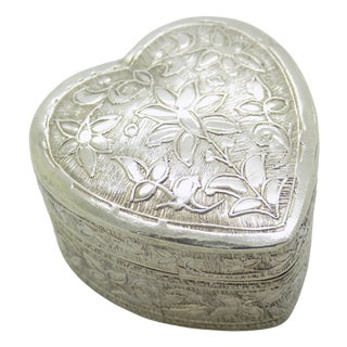 Vintage Italian Genuine Silver 800 Heart-Shaped Trinket Box with Floral Detail, 1980s For Sale