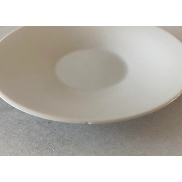 Set of 4 Bavarian Seltmann Weiden Espresso Cups and Saucer For Sale - Image 12 of 13