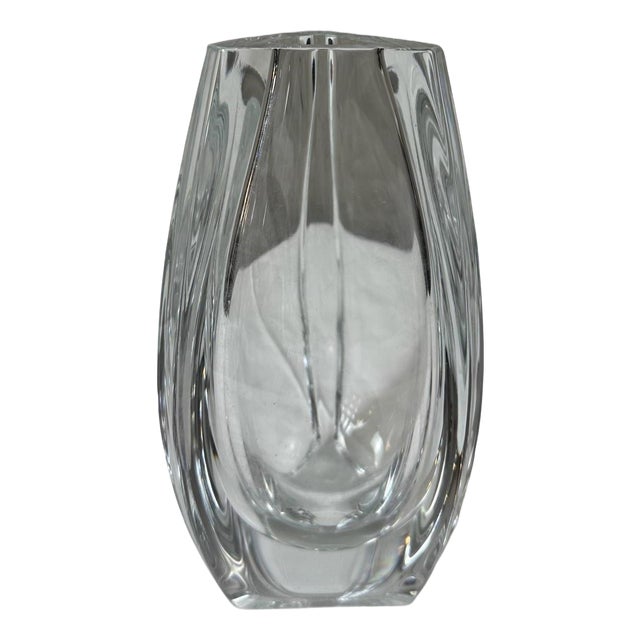 Crystal Vase from Baccarat, 1930s For Sale