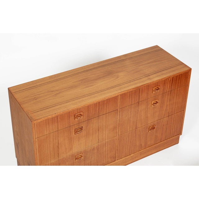 1960s Danish Mid-Century Modern Teak 6-Drawer Dresser or Chest, 1960s For Sale - Image 5 of 14