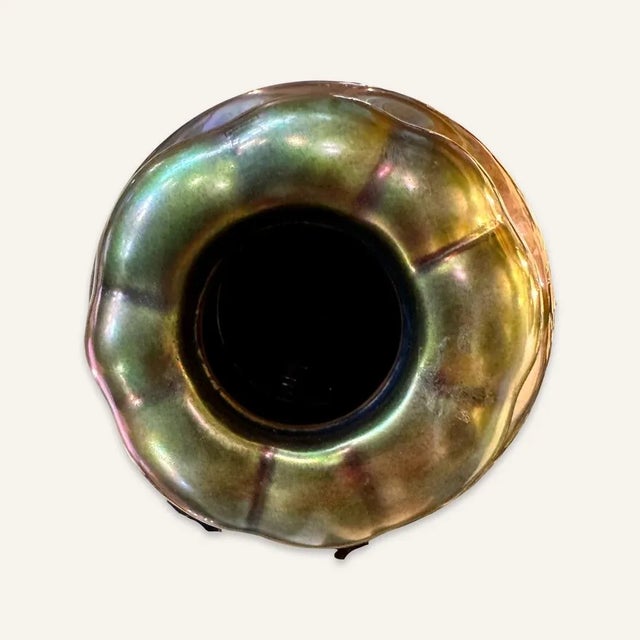 Eva Zeisel 1999 Eva Zeisel Gunmetal Iridescent Gourd Form Jar With Red Stem Lid For Sale - Image 4 of 10