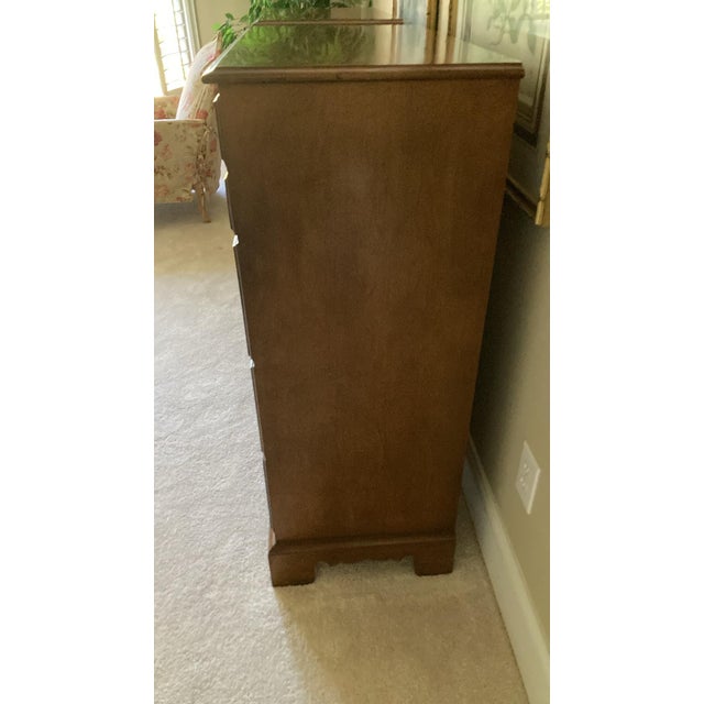 Pair of Vintage Early American Maple Bachelor Chests For Sale - Image 4 of 12
