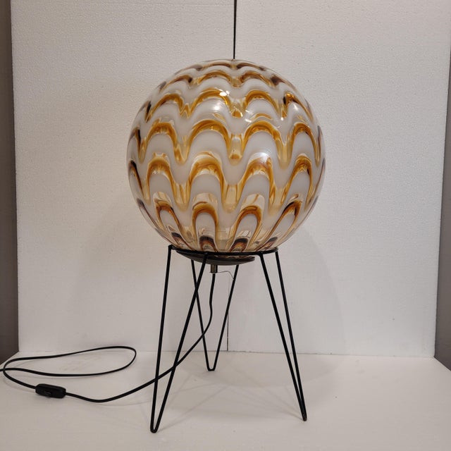Mid-Century Modern Vintage Italian Table Lamp in Murano Glass, 1970s For Sale - Image 3 of 18