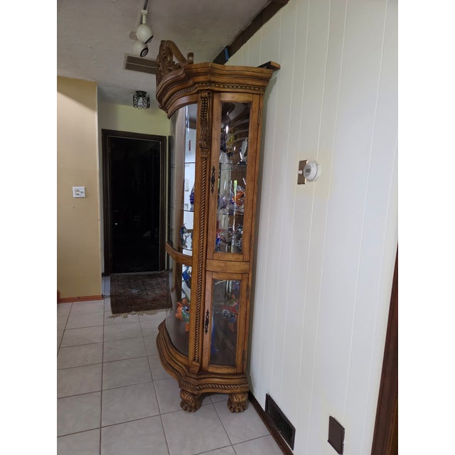 Wood A Pulaski Furniture Company Serpentine Front Oak Curio Cabinet. For Sale - Image 7 of 7