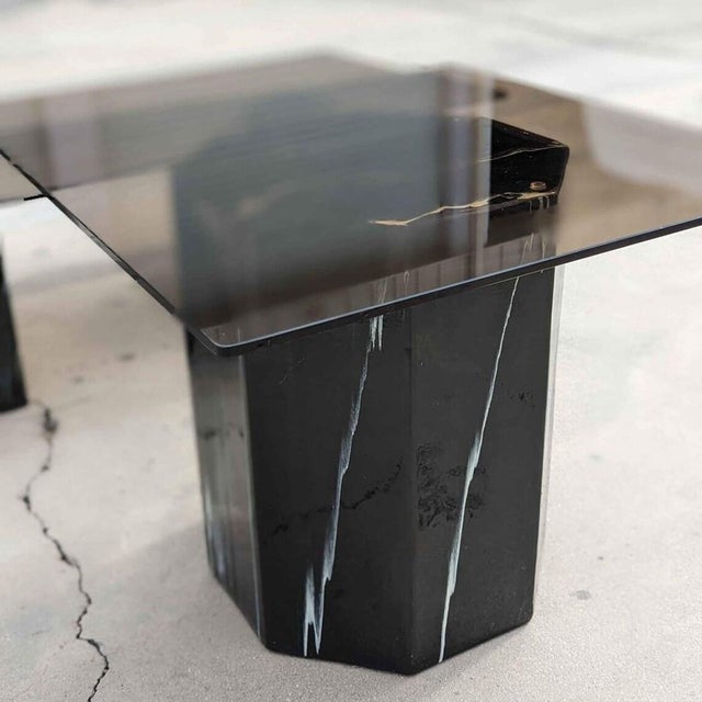 Glass Postmodern Faux Marble Pedestal Side Table – Ceramic & Glass, 1980s, Mid-Century For Sale - Image 7 of 10