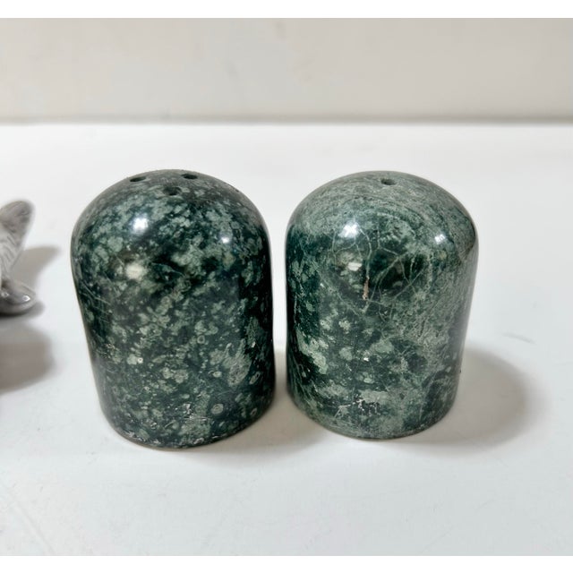 1990s Vintage Rabbit Salt & Pepper Shakers With Green Marble – Arthur Court - 3pcs For Sale - Image 5 of 11