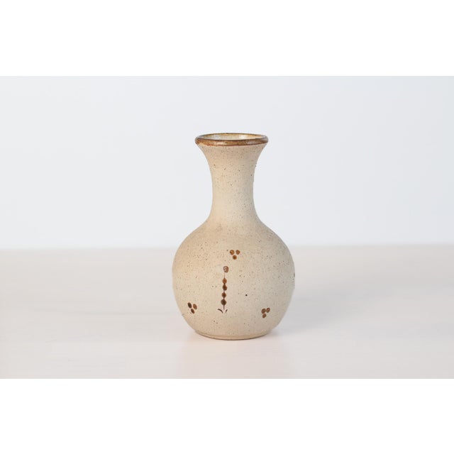 Beige Vintage Mexican Tonala Pottery Vase For Sale - Image 8 of 12