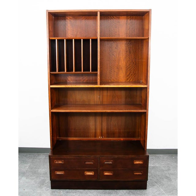 Wood Mid Century Danish Modern Rosewood Shelving Unit Bookshelf Cabinet Drawers MCM For Sale - Image 7 of 10