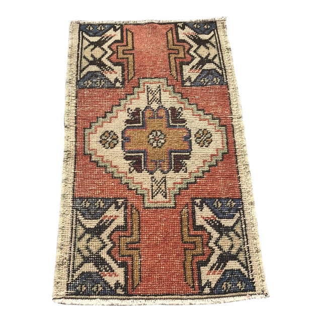 Oushak Vintage Rug-1′7″ × 2′10″ For Sale