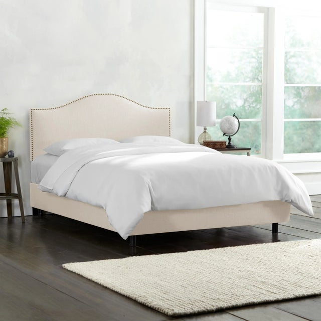 Contemporary Riley Bed in Talc Classic Linen, Full For Sale - Image 3 of 6