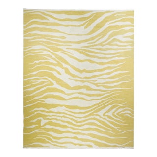 Sumak Area Rug 8’0" X 10’0" For Sale