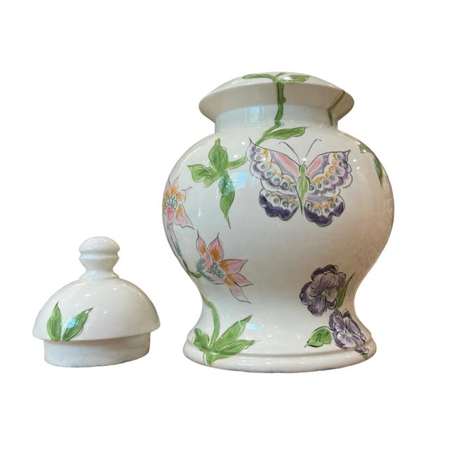 Vintage Italian Bird and Butterfly Ginger Jar For Sale In Miami - Image 6 of 13