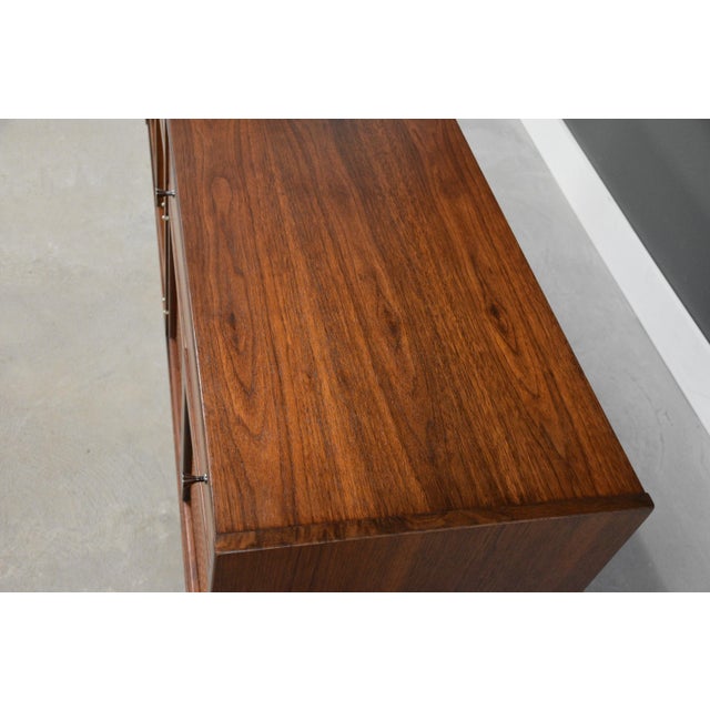 Brown Refinished Walnut Mid Century Credenza by Jack Cartwright for Founders For Sale - Image 8 of 10