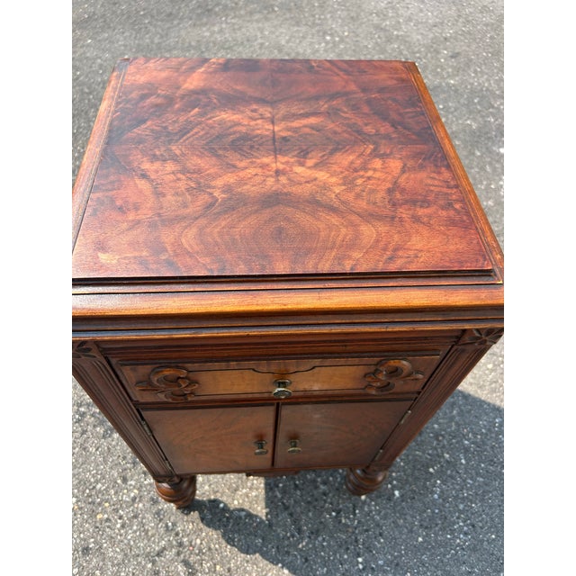 Beautiful antique Grand Rapids furniture cabinet, retaining its original manufacturer’s label from Michigan. This is a...
