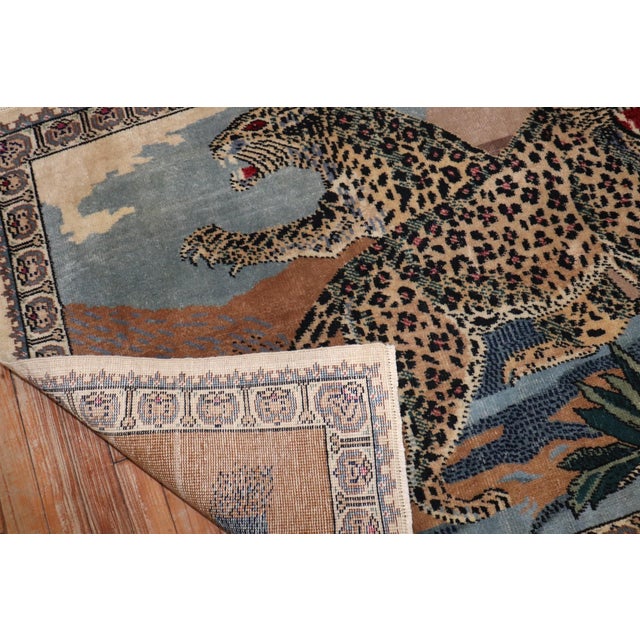 Vintage Turkish Jaguar Rug rug no.j3646 For Sale In New York - Image 6 of 6
