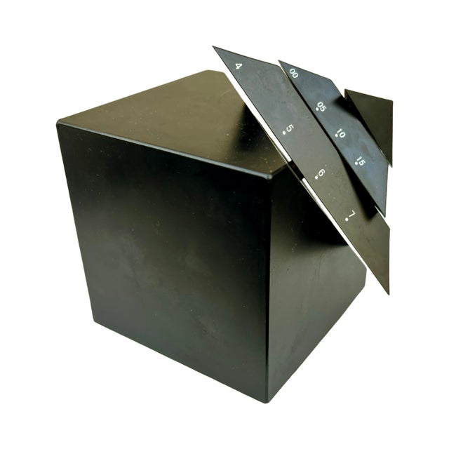 Plastic Futuristic Mantel Clock, Time Cube, 4d-Design, Usa 1988 For Sale - Image 7 of 9