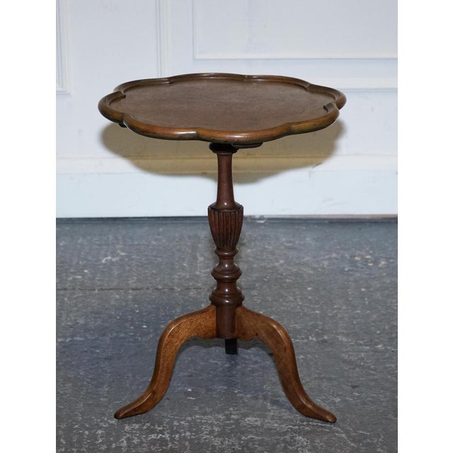 Walnut Pie Crust Wine Lamp End Side For Sale - Image 3 of 14