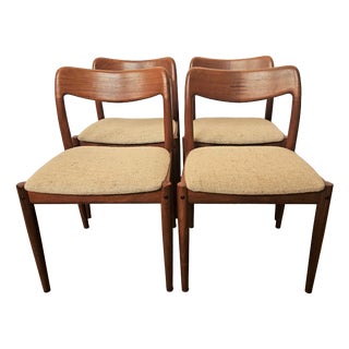 Mid-Century Modern Danish Chairs by Johannes Andersen for Uldum Møbelfabrik, 1960s, Set of 4 For Sale