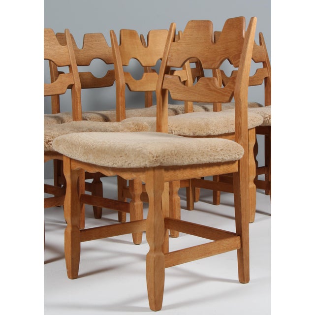 1970s Danish Dining Chairs in Oak by Henning Kjærnulf, 1970s, Set of 8 For Sale - Image 5 of 10