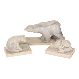 Vintage Animal Figurines Art in Marble Inuit, Canada, 1980s. Set of 3 For Sale